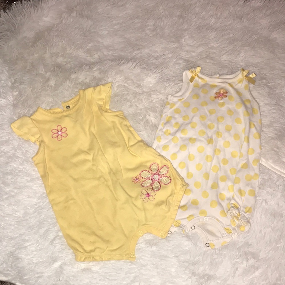 Lot of 2 Yellow Onsies